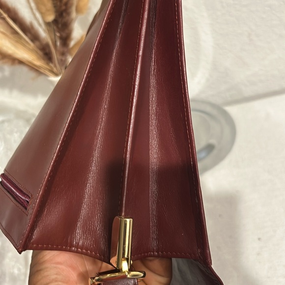 Authentic Cartier Must De Cartier Leather shoulder/cross body bag Bordea… - Picture 8 of 14